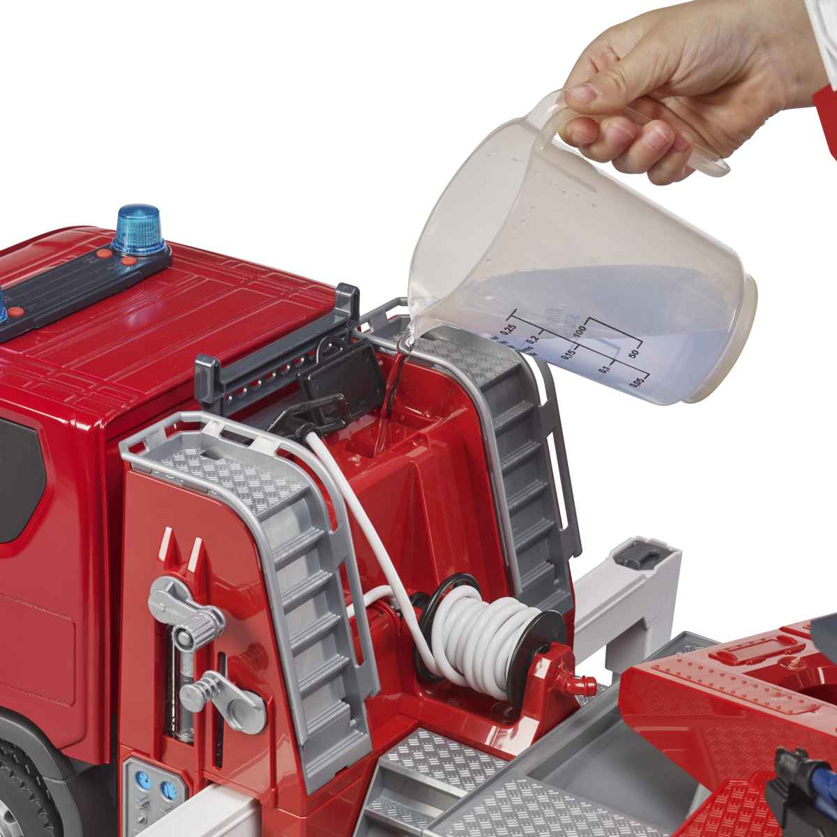 BRUDER 03591 Scania Super 560R Feuerwehr mit Drehleiter, Wasserpumpe und Light + Sound-Modul
