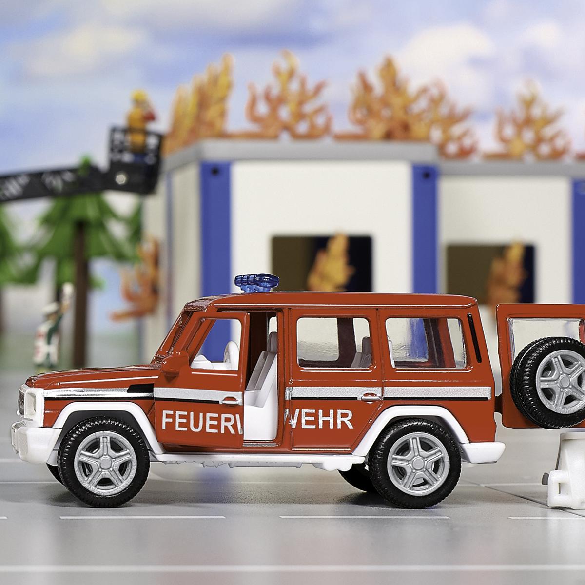 SIKU 2306 Mercedes-AMG G65 Feuerwehr 1:50