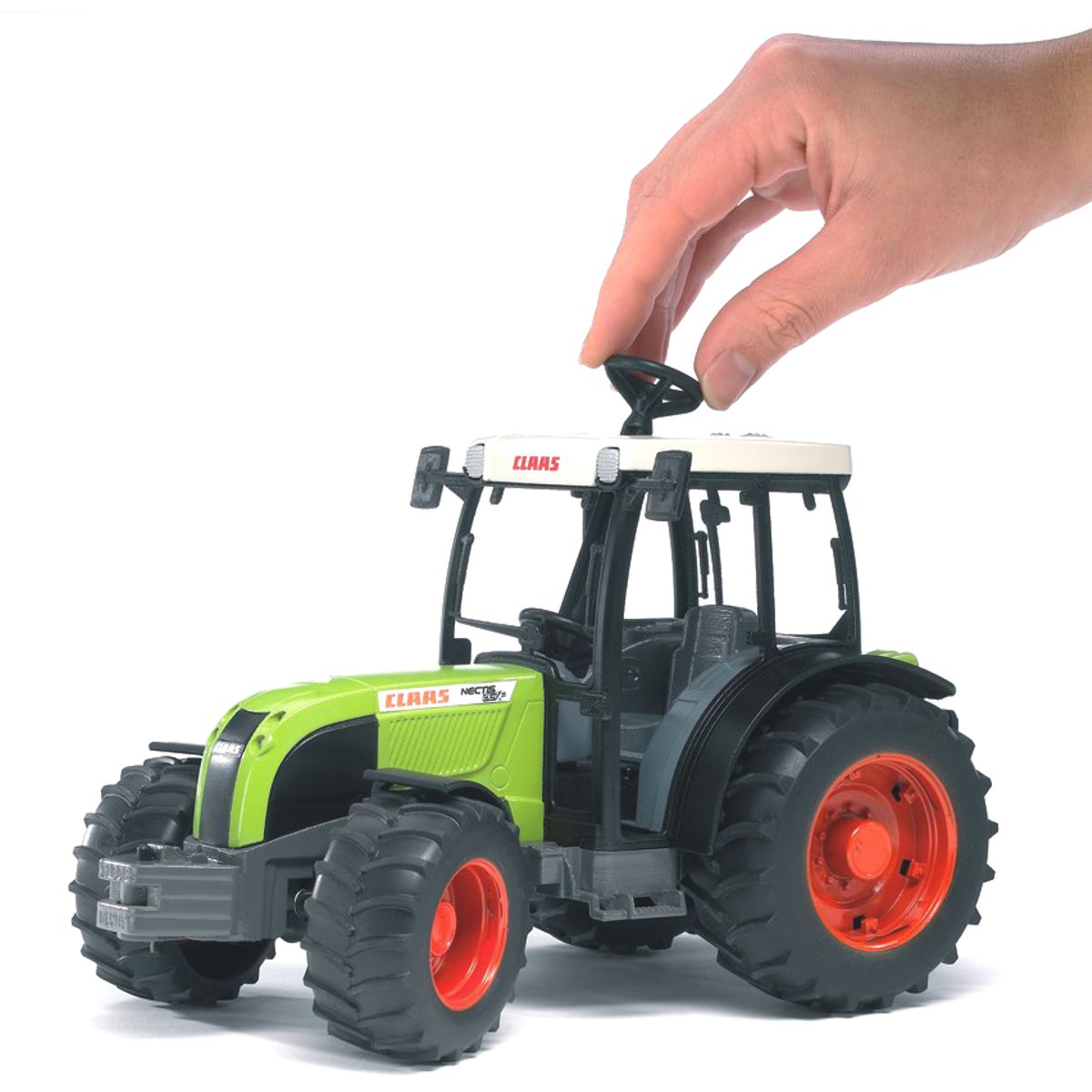 BRUDER 02110 Claas Nectis 267 F