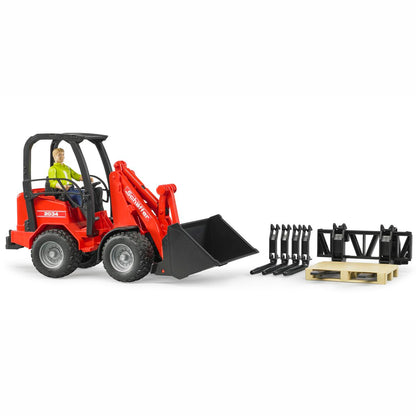 BRUDER 02191 Schäffer Hoflader 2034 mit Figur und Zubehör