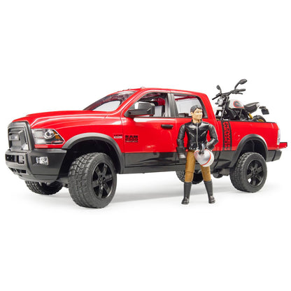 BRUDER 02502 RAM 2500 Power Wagon mit 
Scrambler Ducati Desert Sled und Fahrer