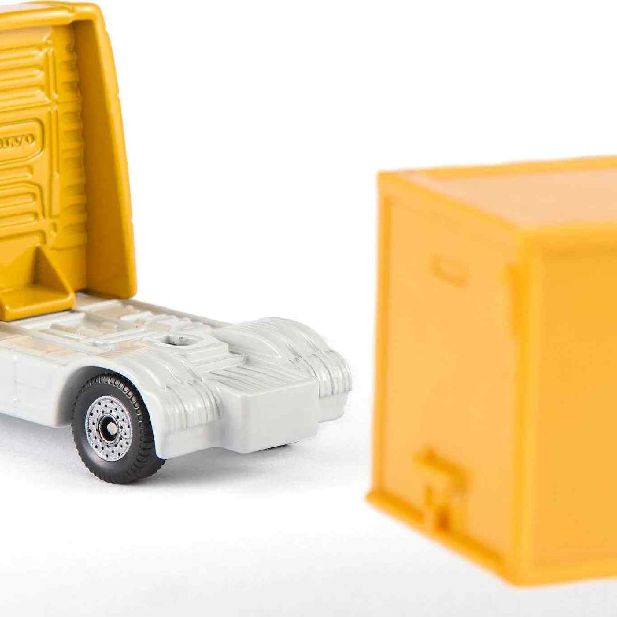 SIKU 1627 Volvo Sattelzug DHL *NEU 2026*
