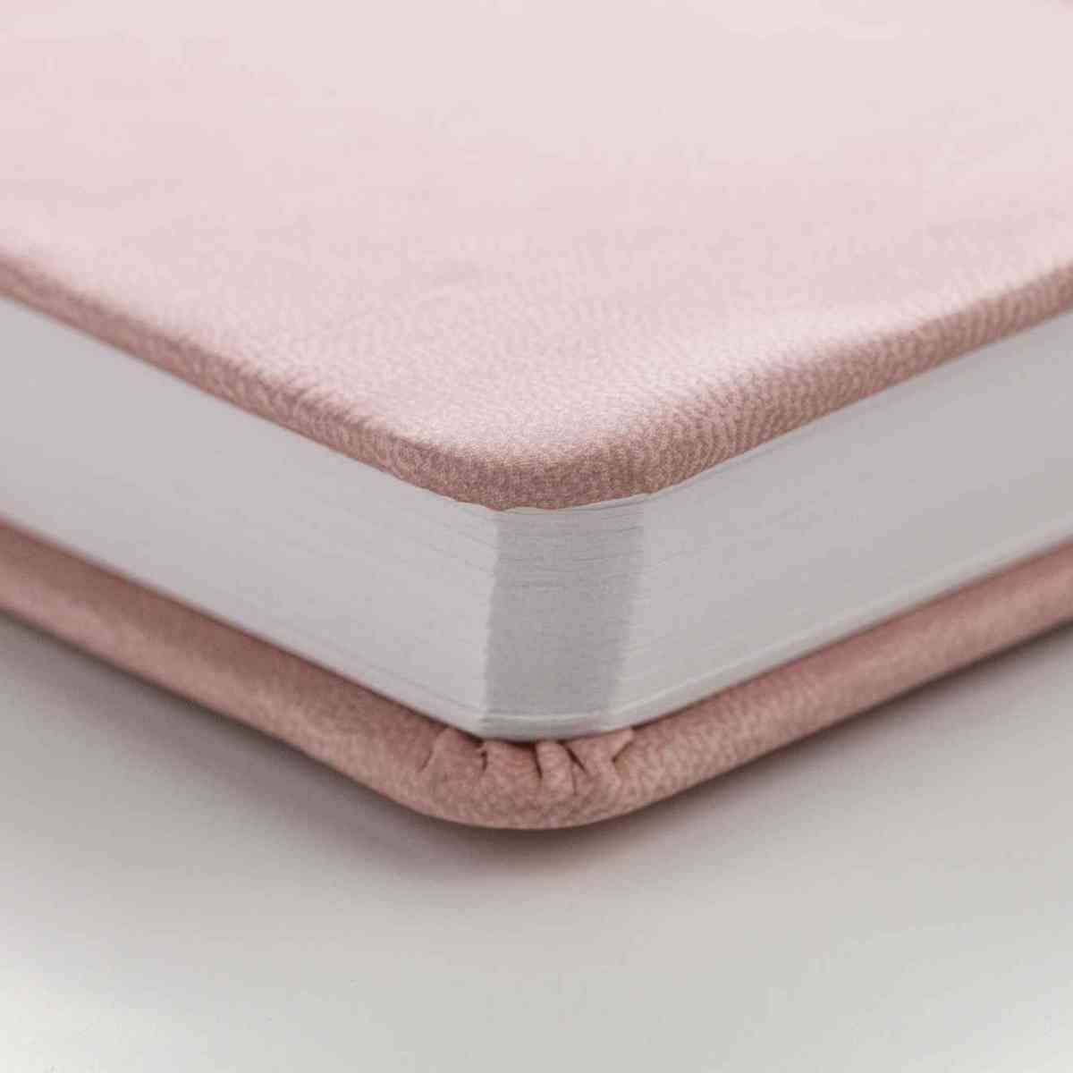 DARWI Skizzenbuch mit Gummizug 14x14cm 80 Blatt 140g hellrosa