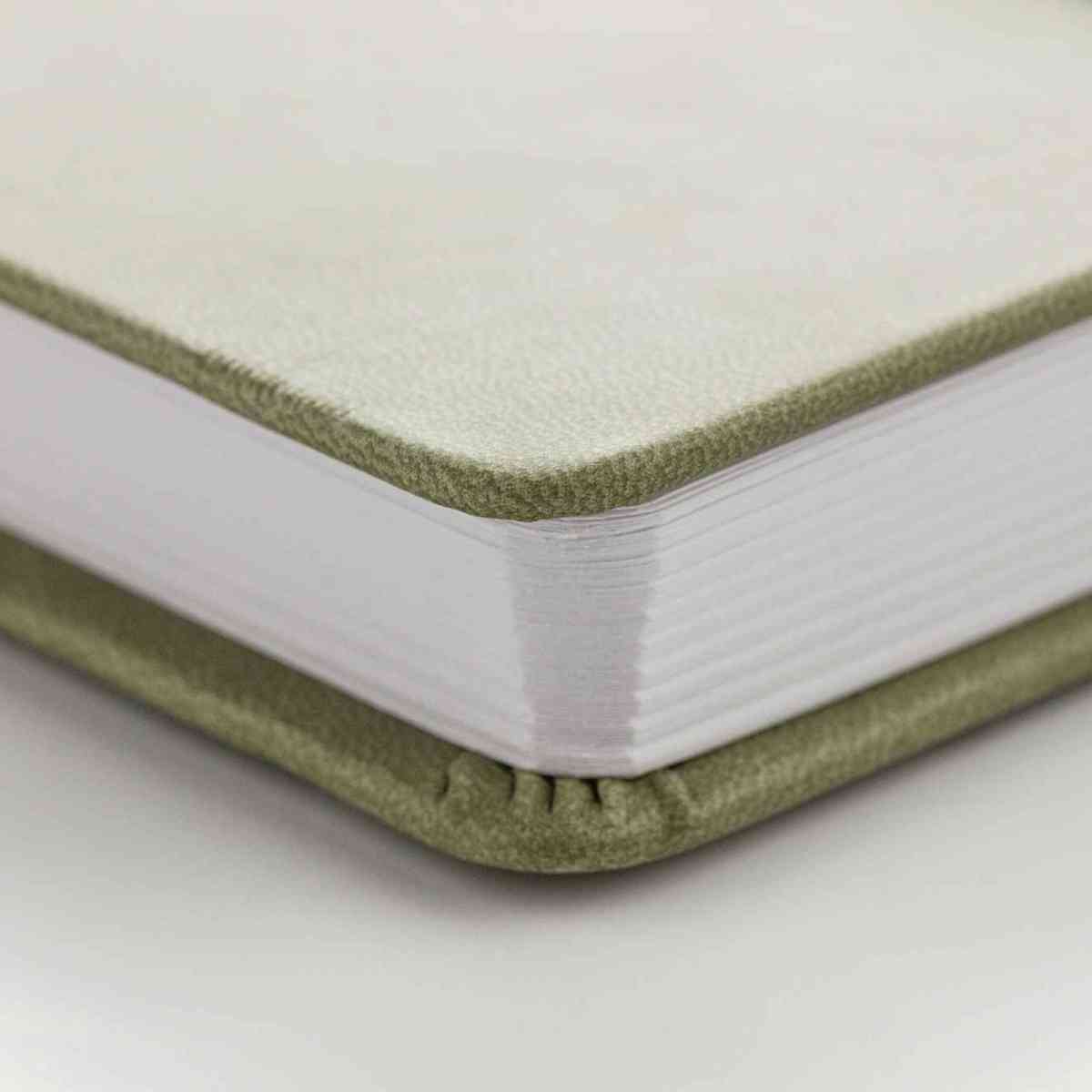 DARWI Skizzenbuch mit Gummizug A4 80 Blatt 140g khaki